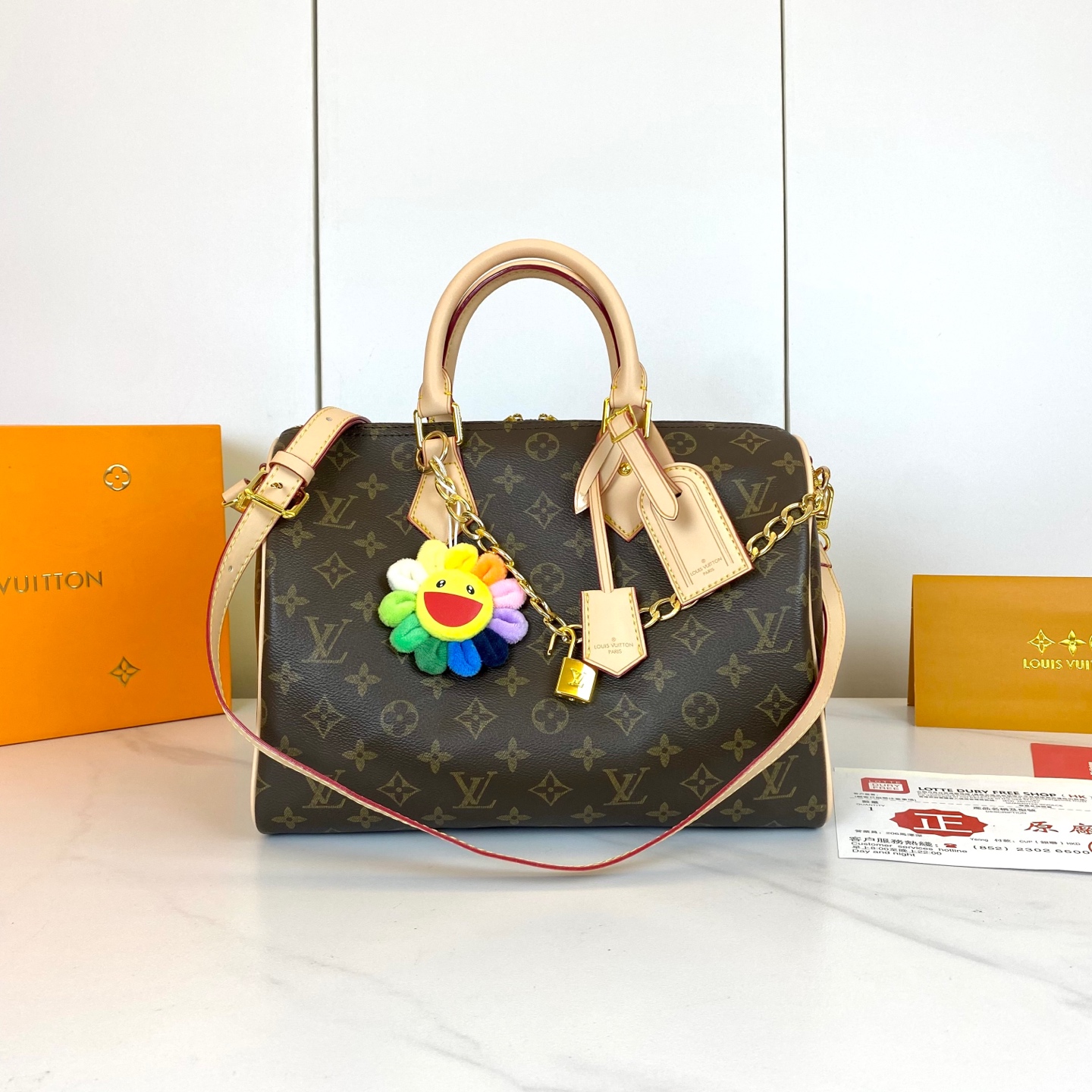 LV bag 554